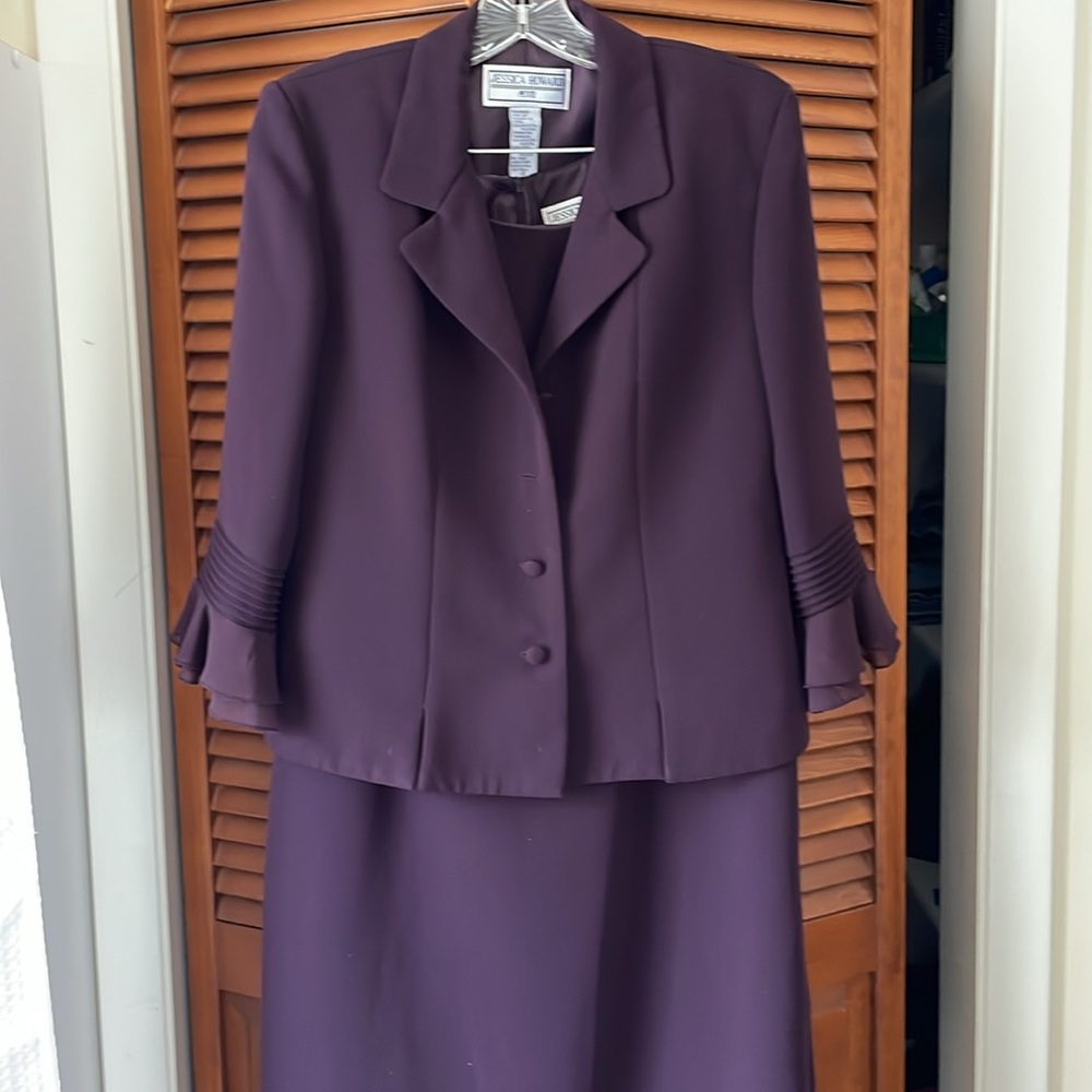 Jessica Howard Petite Size 12 Skirtsuit